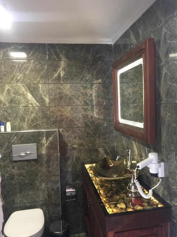 Stone Hotel 博德鲁姆 外观 照片